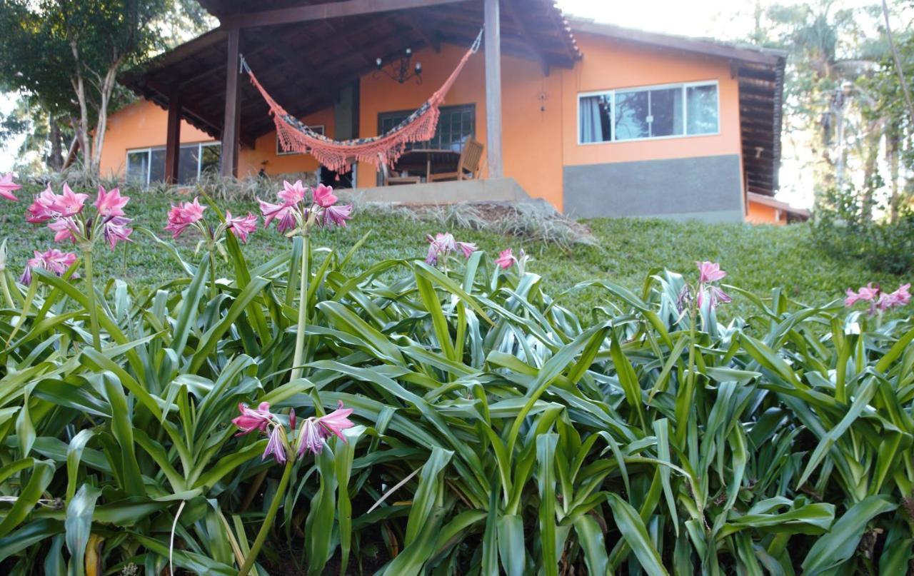Chale Bosque Do Barreiro Villa Araxa Ngoại thất bức ảnh