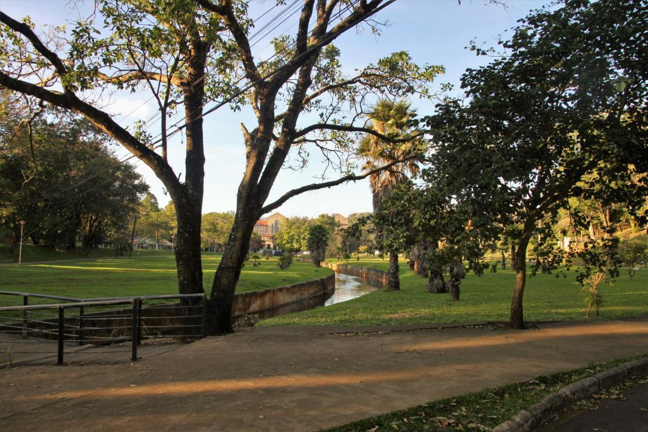 Chale Bosque Do Barreiro Villa Araxa Ngoại thất bức ảnh